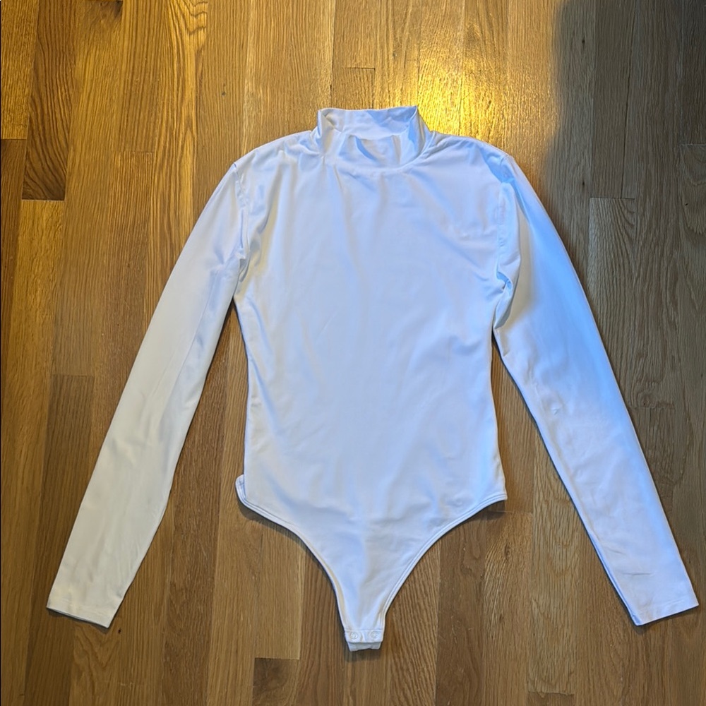 Contour Turtleneck Longsleeve Bodysuit